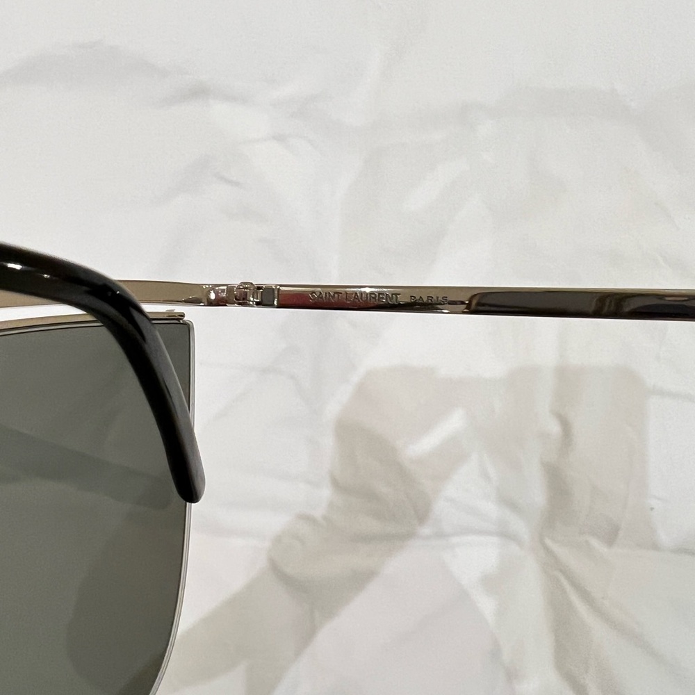 Saint Laurent Woman Sunglasses - Picture 13 of 16